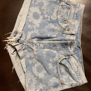 Levi’s shorts